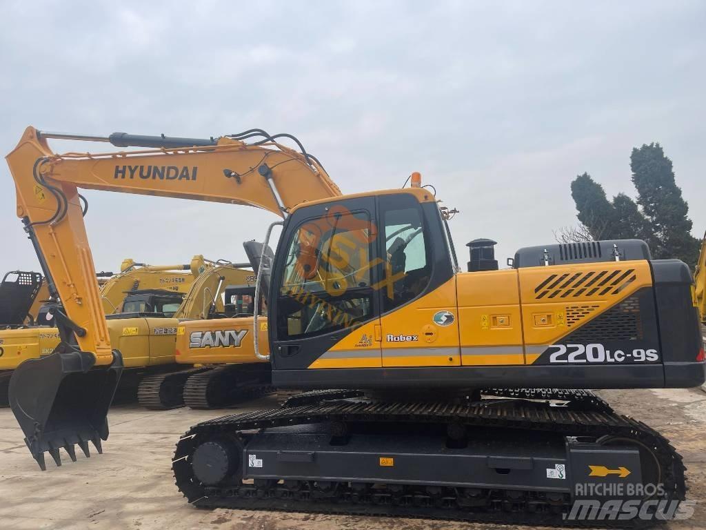 Hyundai Robex 220 Bandgrävare