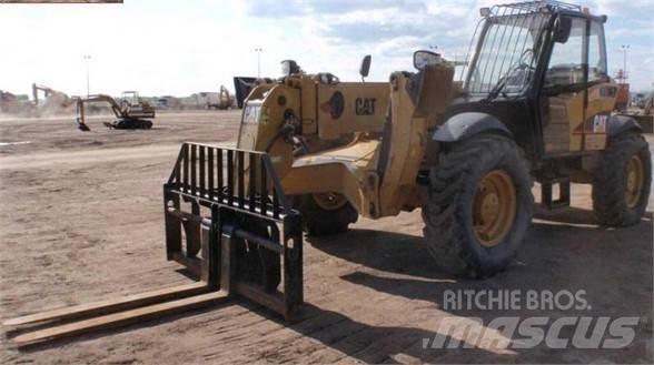 CAT TH560B Teleskoplastare