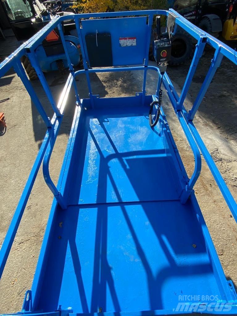Haulotte Compact 12 Saxliftar