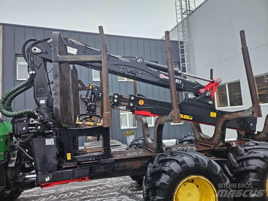 John Deere 1210 E Skotare