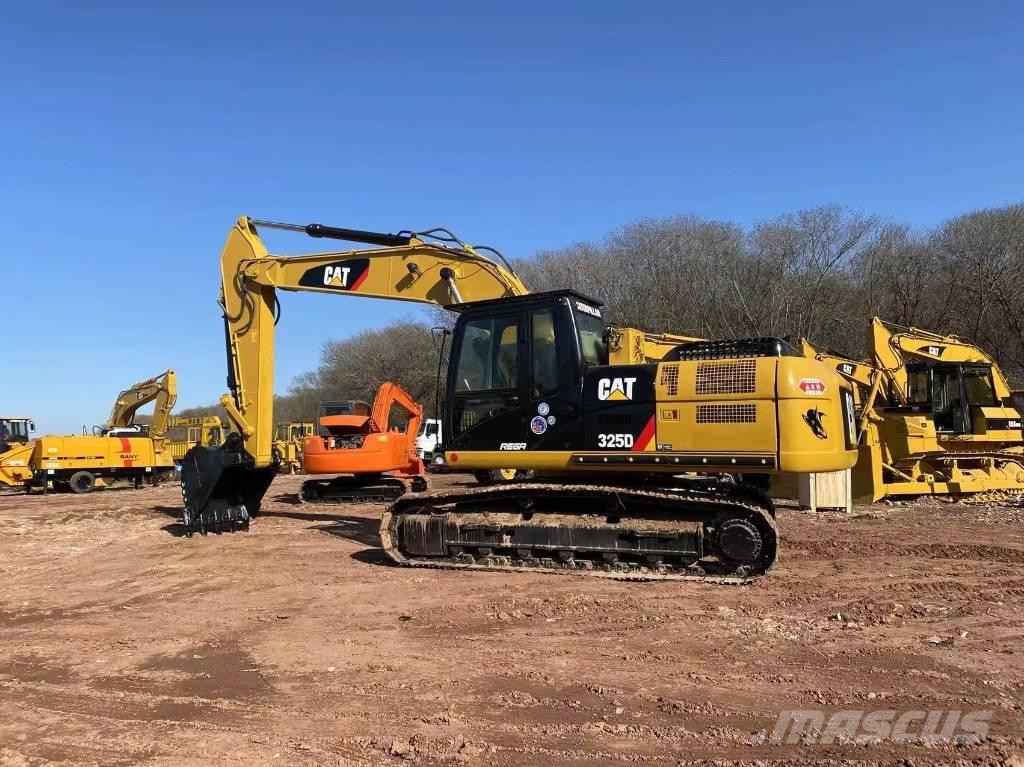 CAT 325D Bandgrävare