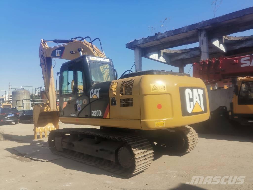 CAT 320 D Bandgrävare