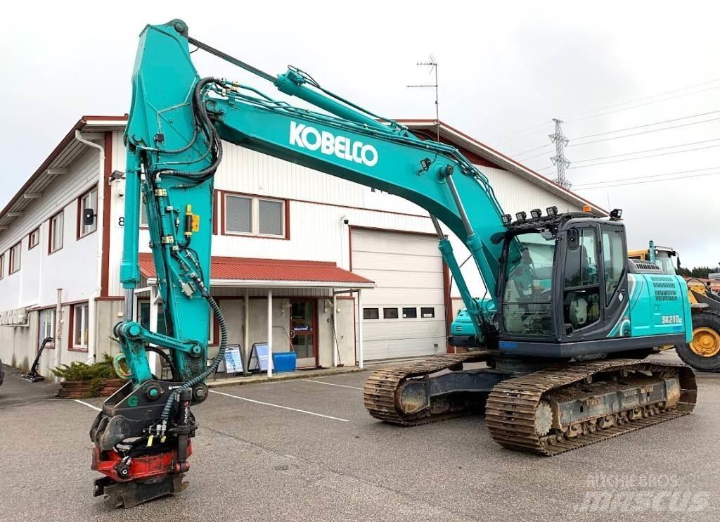 Kobelco SK210LC-10 Bandgrävare