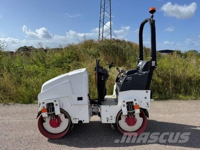 Bomag BW90 AD-5, Vält Tvåvalsvältar