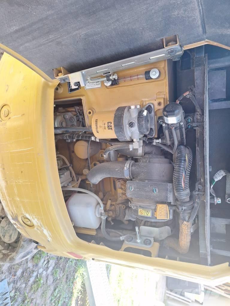 CAT 301.8 Rototilt Minigrävare < 7t