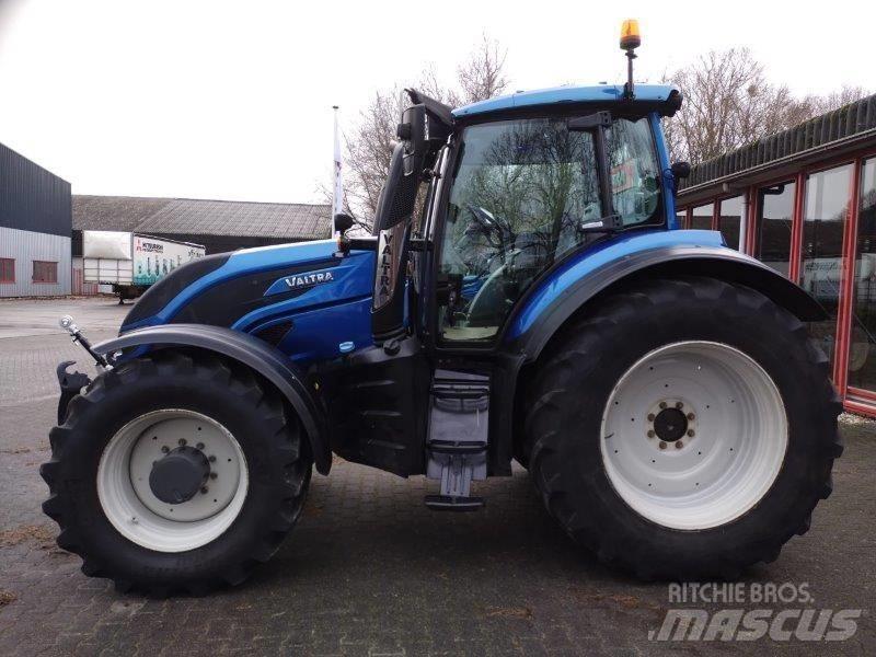 Valtra T234 D Traktorer