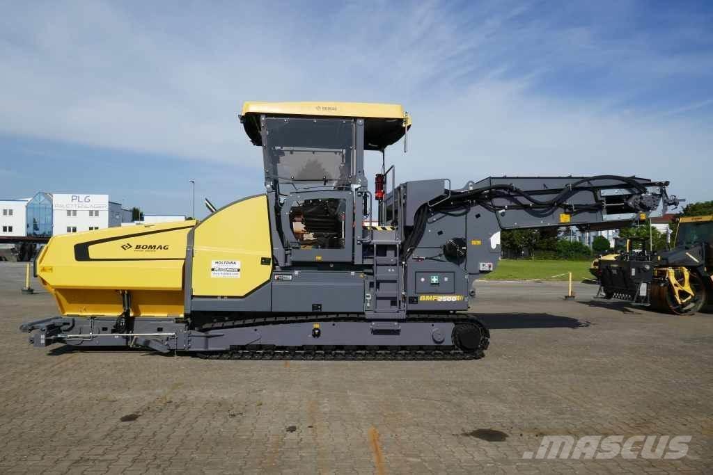 Bomag BMF 2500 M Matare