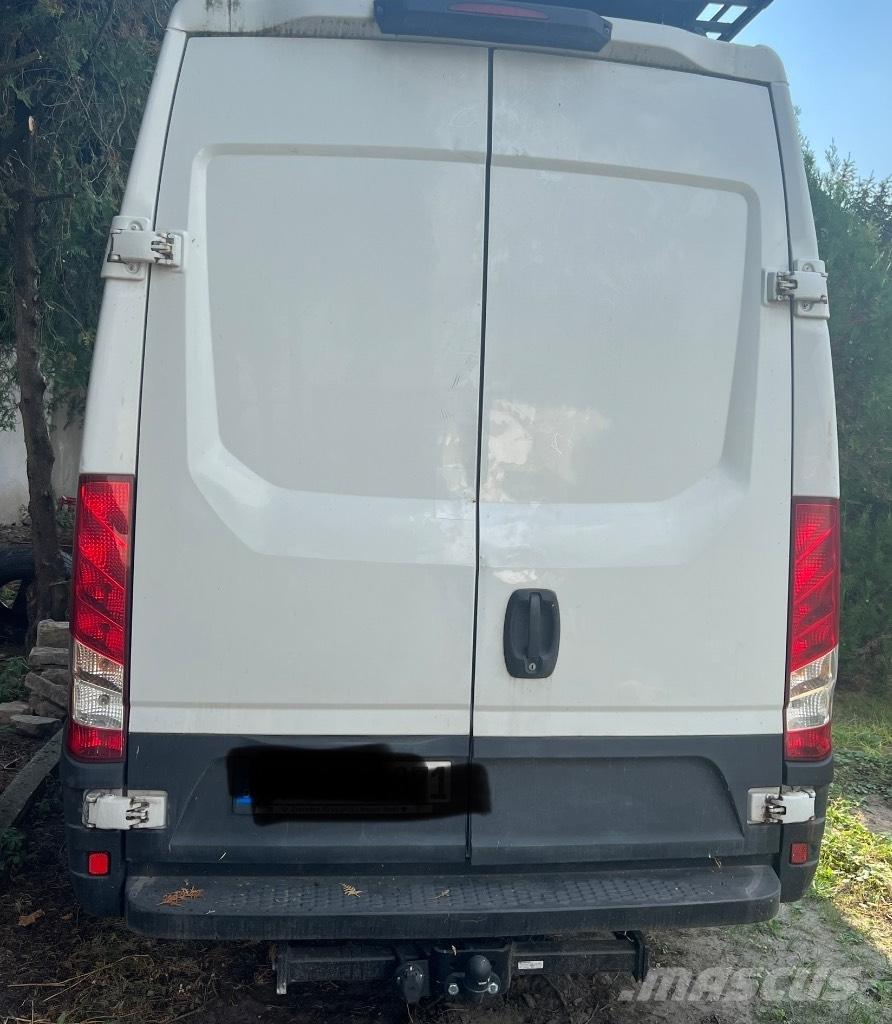 Iveco Daily 35S15 Lätta skåpbilar