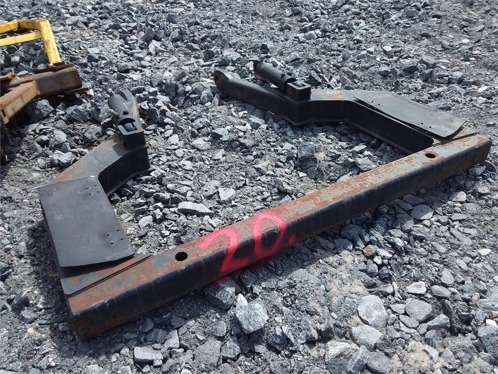 Komatsu 895 Redskap till skogsmaskiner