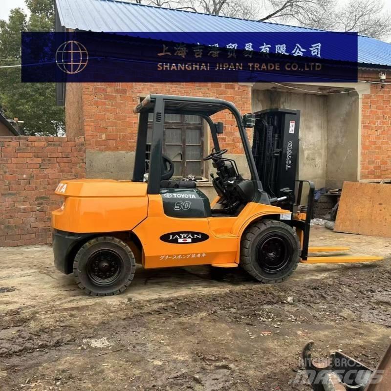 Toyota 5 ton Dieselmotviktstruckar