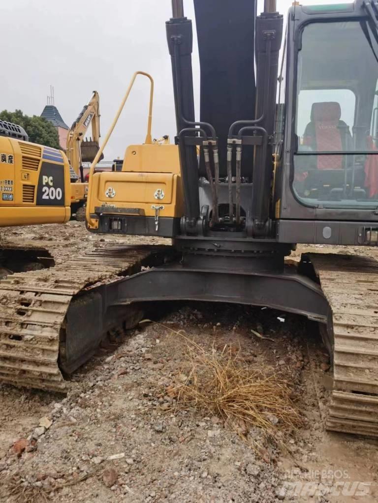 Volvo EC 210 DL Bandgrävare