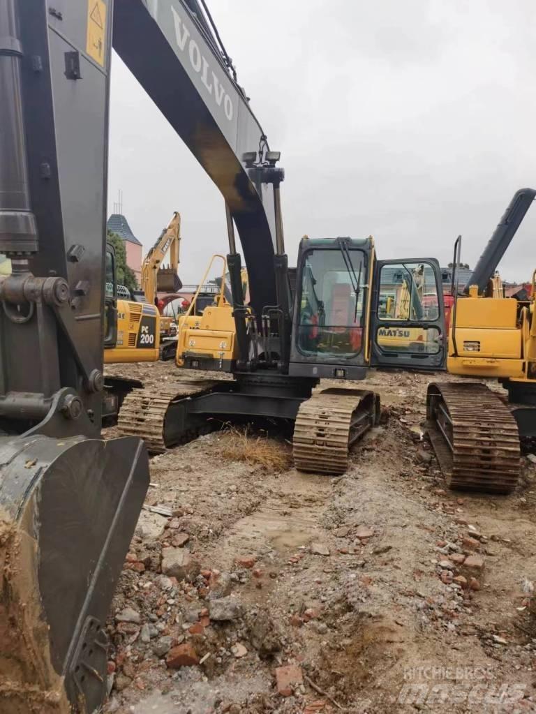 Volvo EC 210 DL Bandgrävare
