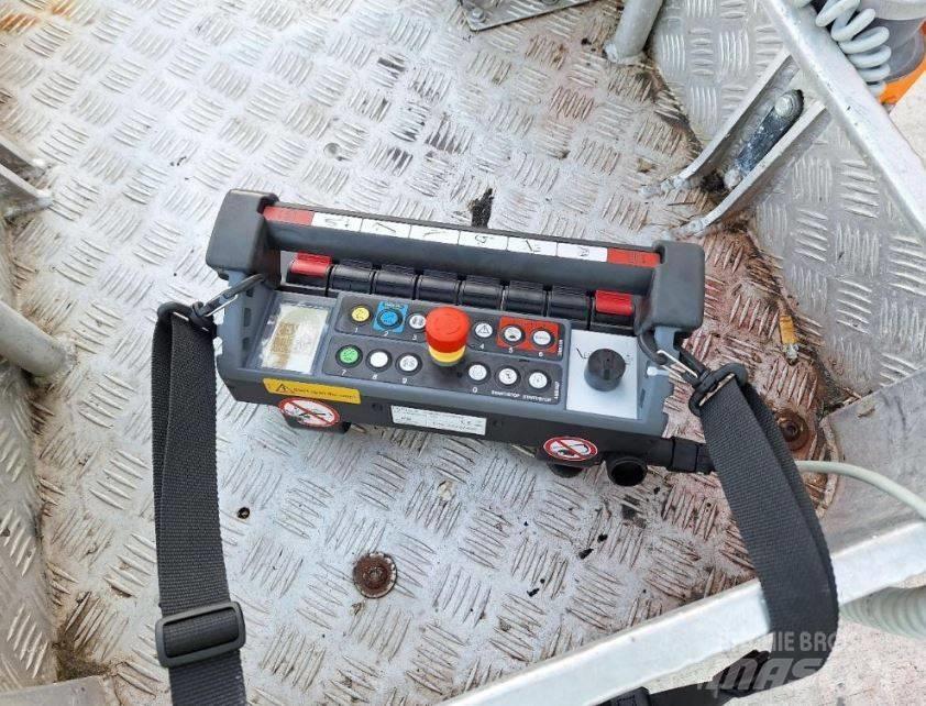 JLG X 26 J Plus Kompakta självgående bomlyftar