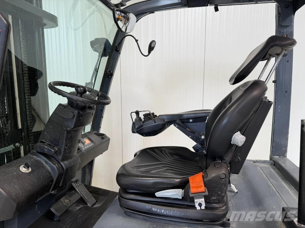 Toyota 8FBMKT30 Elmotviktstruckar