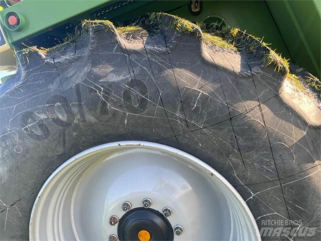 Krone BIG X 650 Självgående fälthackar