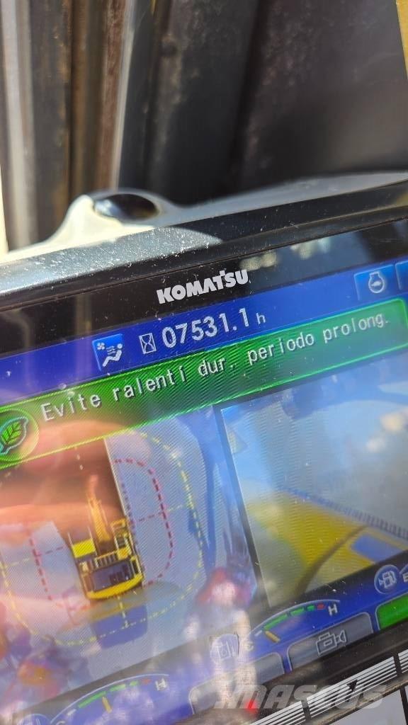 Komatsu PC 210 LC-11 Bandgrävare