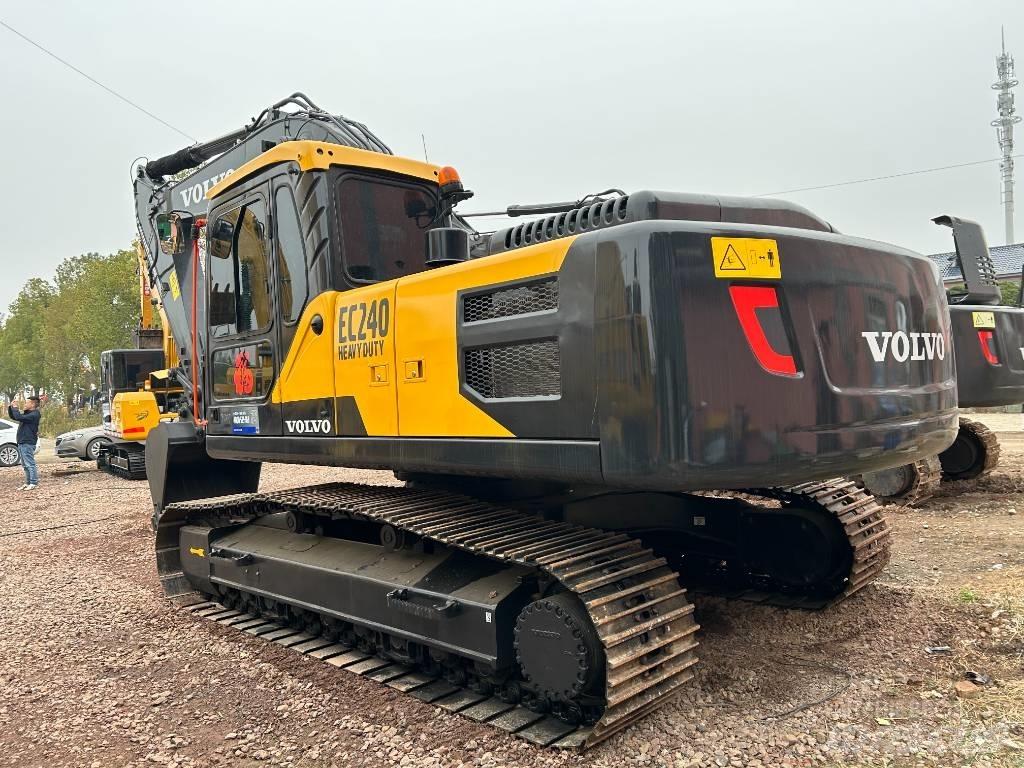 Volvo EC 240 Bandgrävare