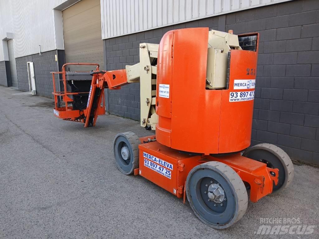 JLG E300AJP Bomliftar