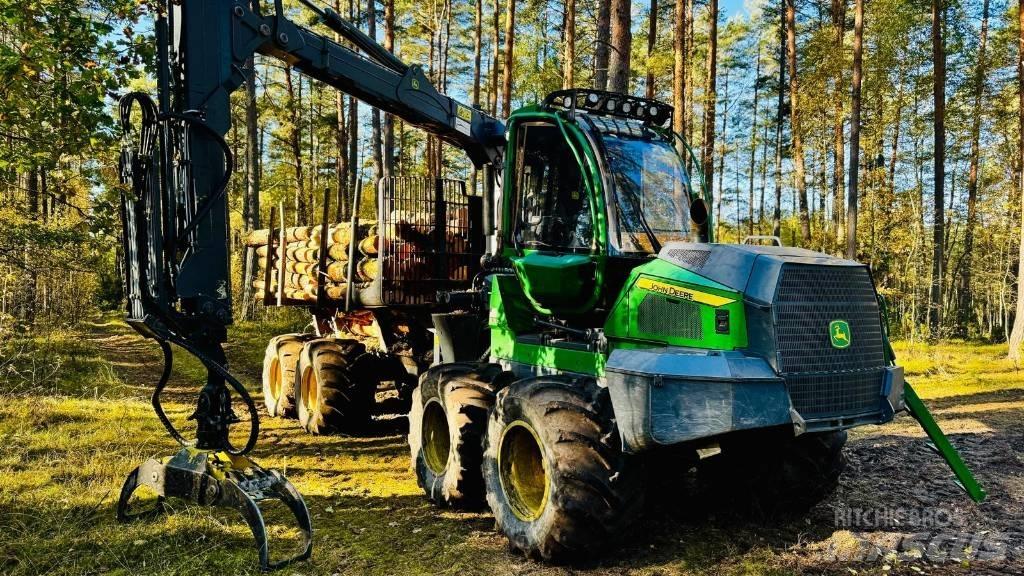 John Deere 1010G Skotare
