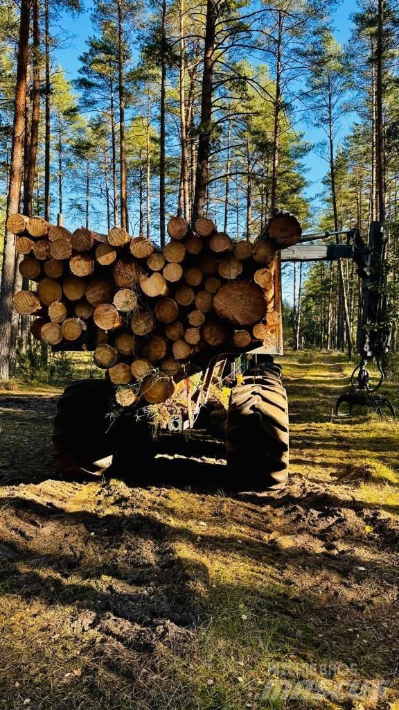 John Deere 1010G Skotare