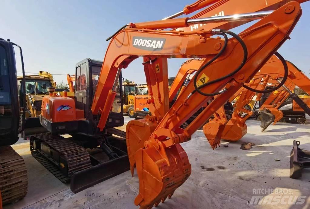 Doosan DH55 Bandgrävare