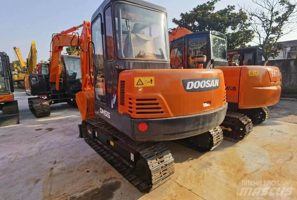 Doosan DH55 Bandgrävare