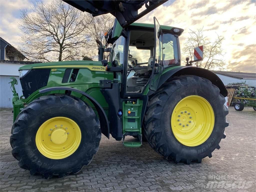 John Deere 6R 215 Traktorer