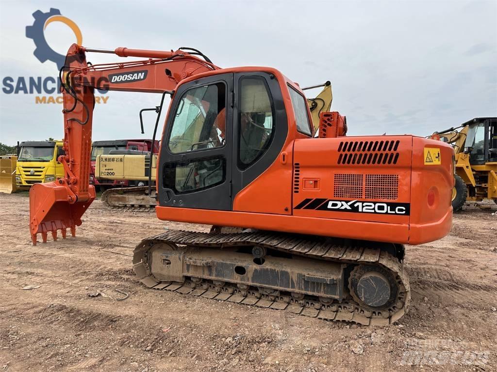 Doosan DX 120 Midigrävmaskiner 7t - 12t
