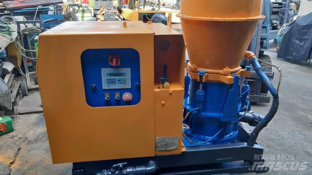 Ocmer OCM 36 Betongpumpar