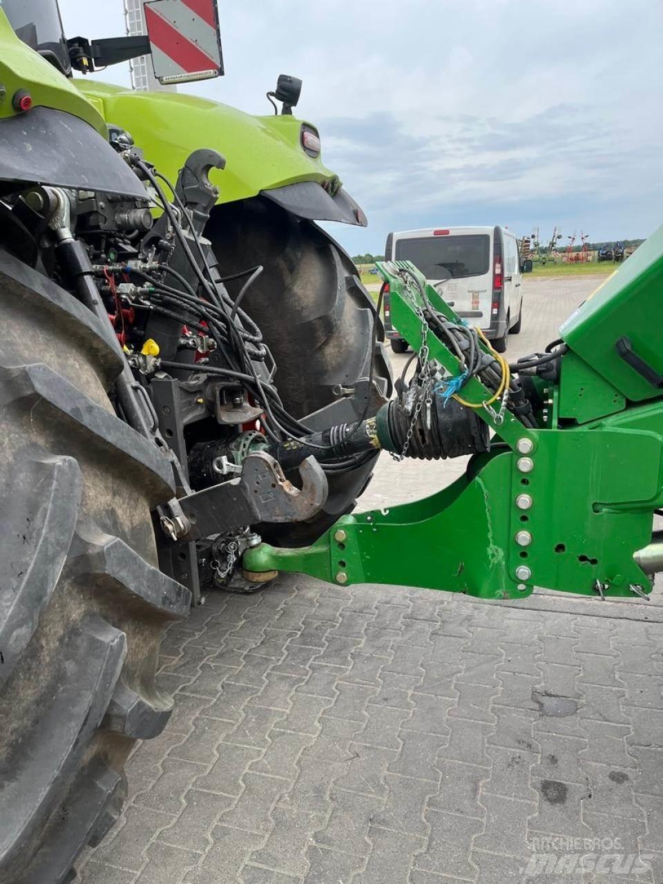 John Deere 1424 C Fyrkantspressar