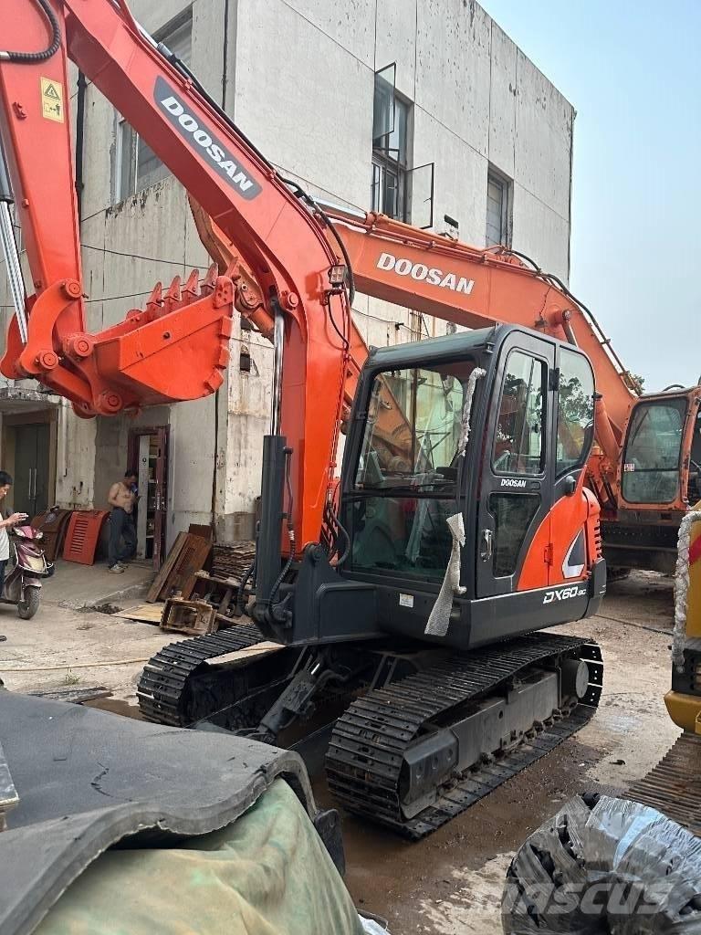 Doosan DX 60 Minigrävare < 7t
