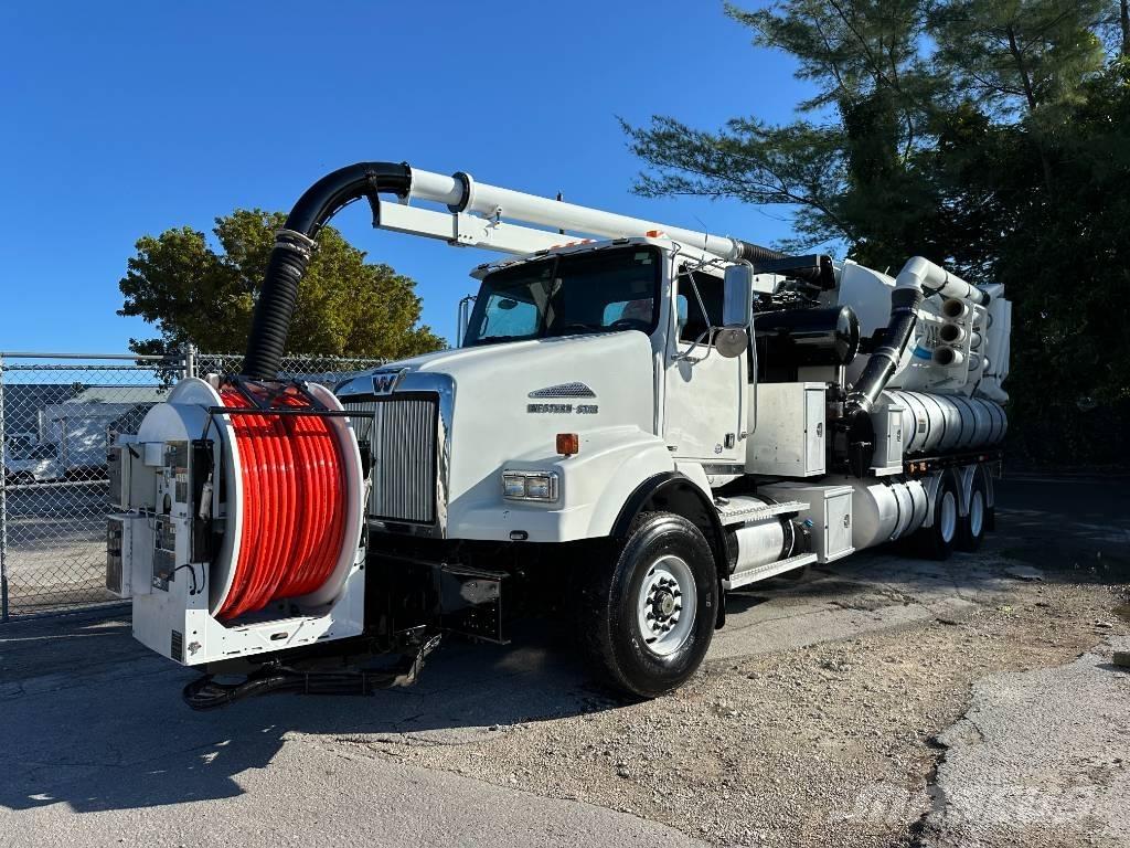 Western Star 4900 SA Slamsugningsbil