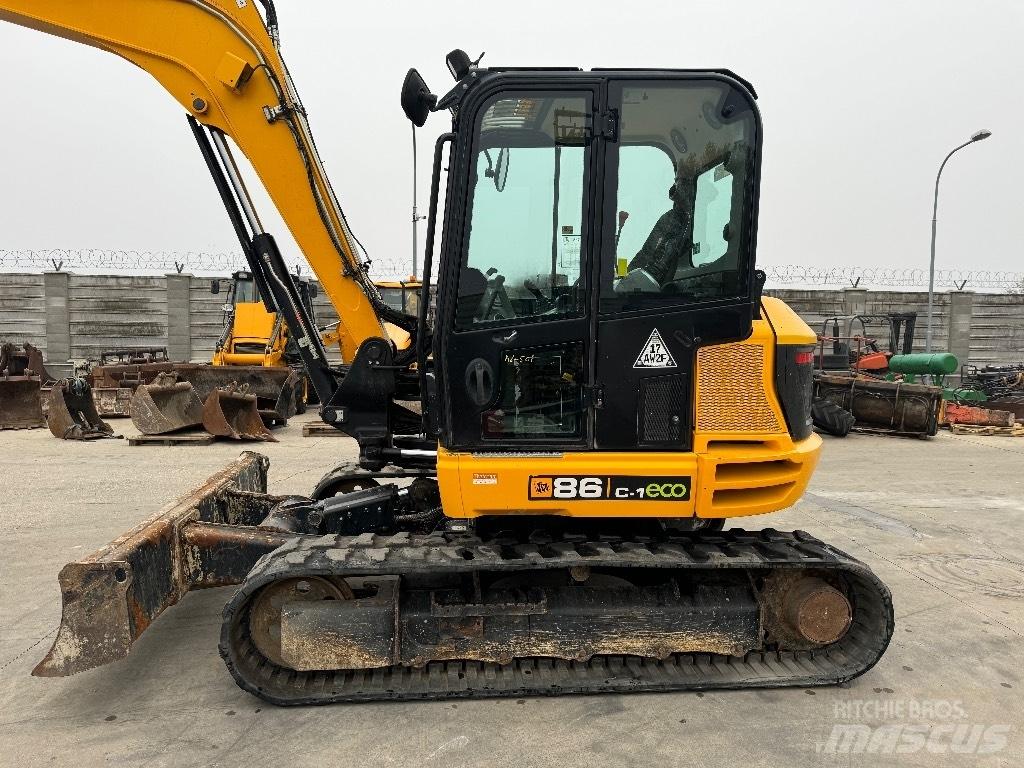 JCB 86 C-1 Midigrävmaskiner 7t - 12t