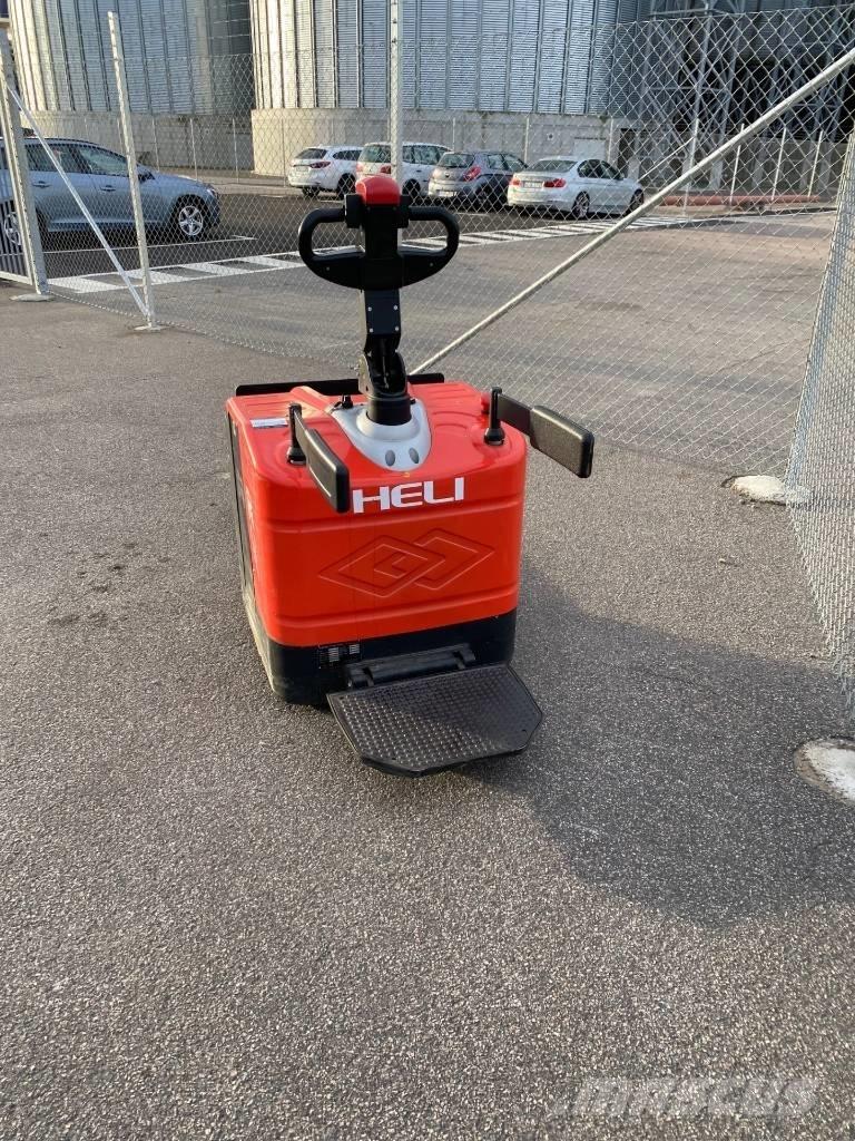 Heli CBD 20 Låglyftare med plattform