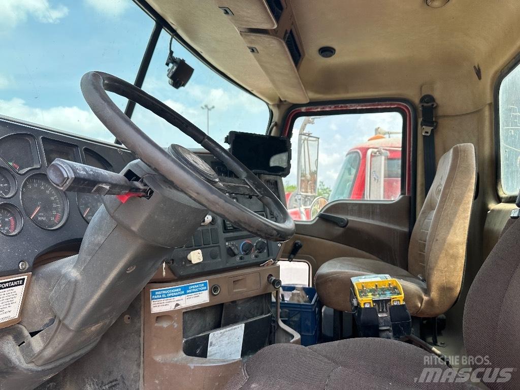 Mack Granite GU 813 Övriga bilar