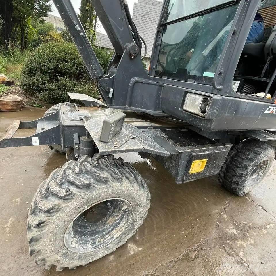 Doosan DX60W Hjulgrävare