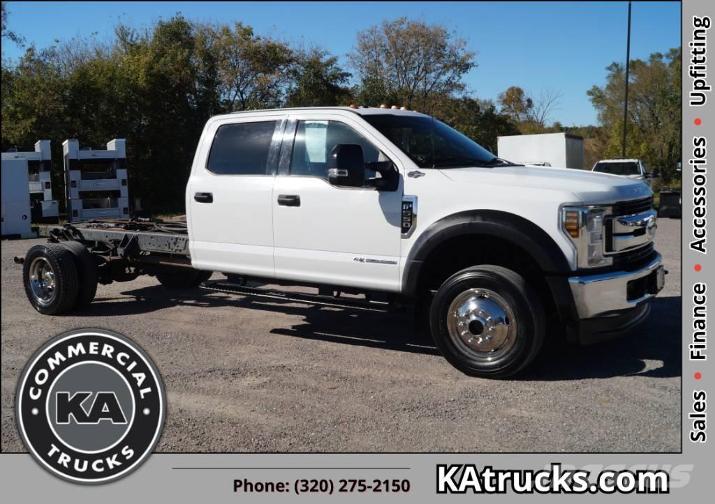 Ford F 550 XLT SD Chassier