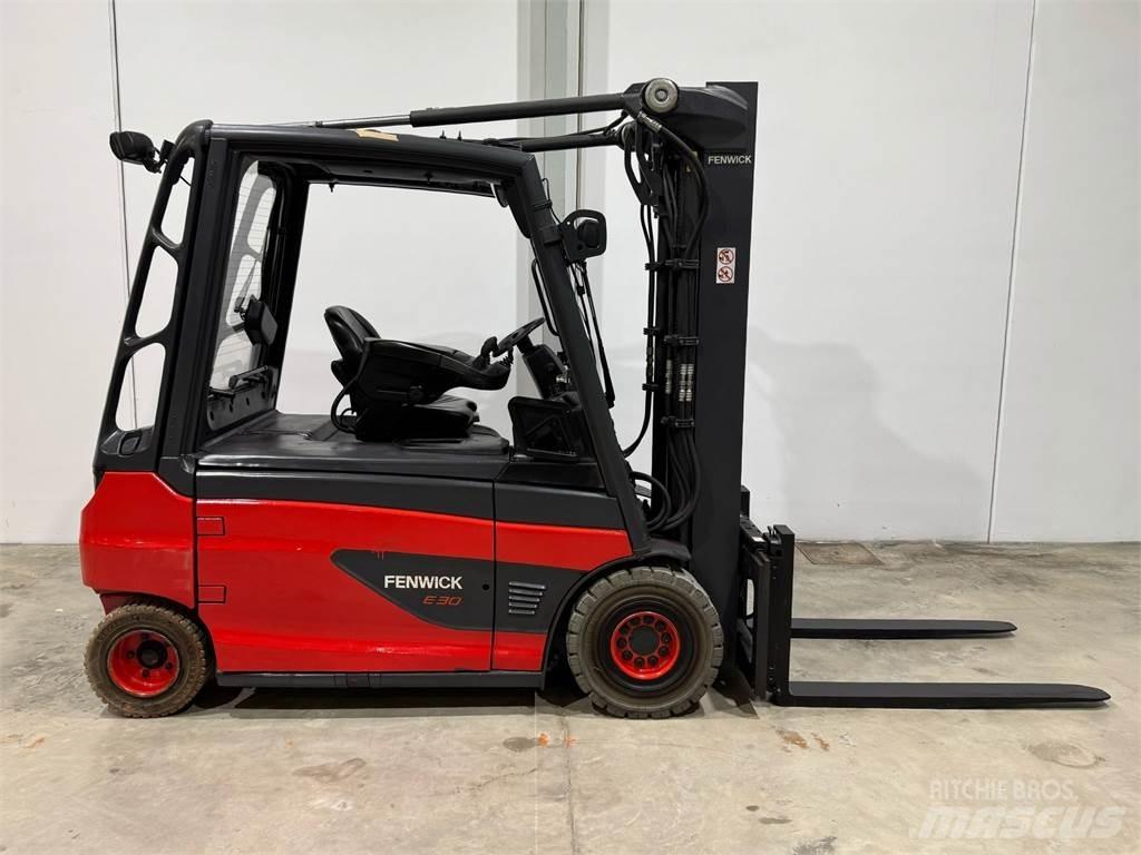 Linde E30L 01 Elmotviktstruckar