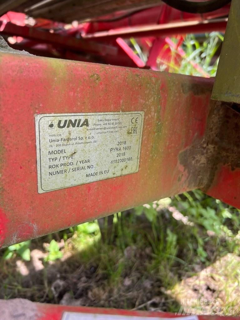 Unia PYRA 1600 Potatisupptagare och potatisgrävare