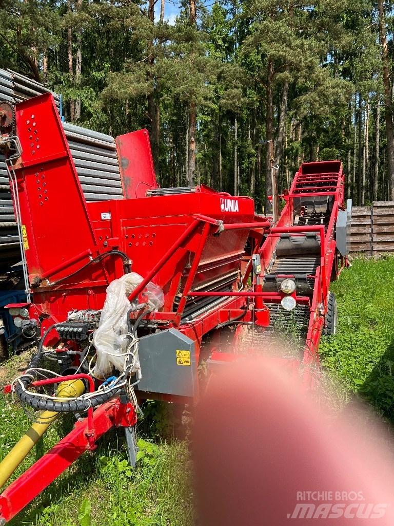 Unia PYRA 1600 Potatisupptagare och potatisgrävare