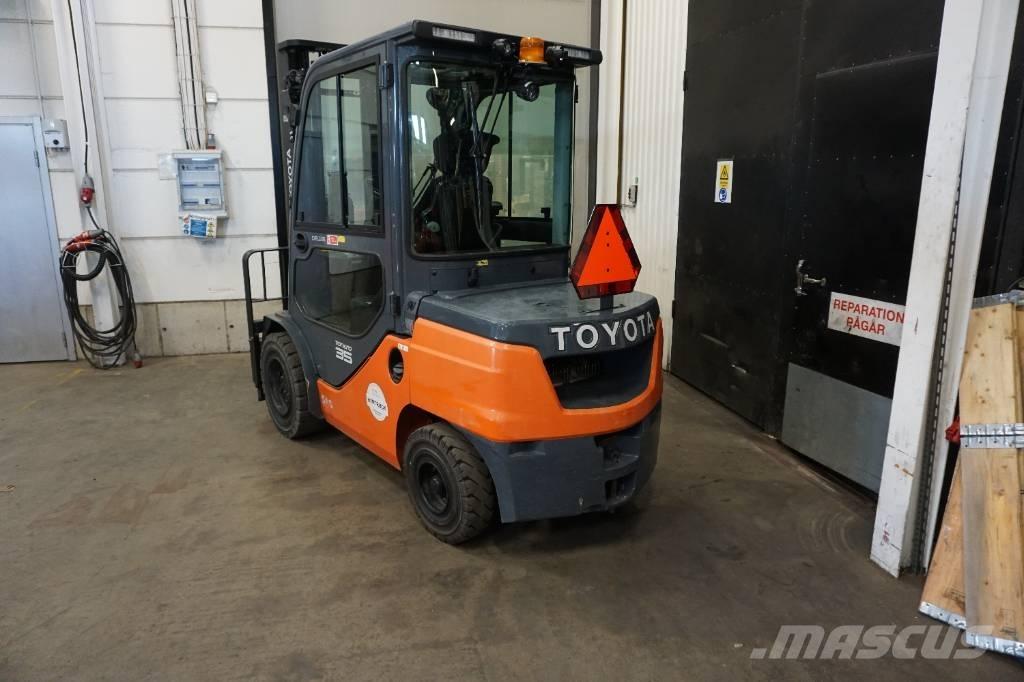 Toyota 52-8FDJF35 Dieselmotviktstruckar