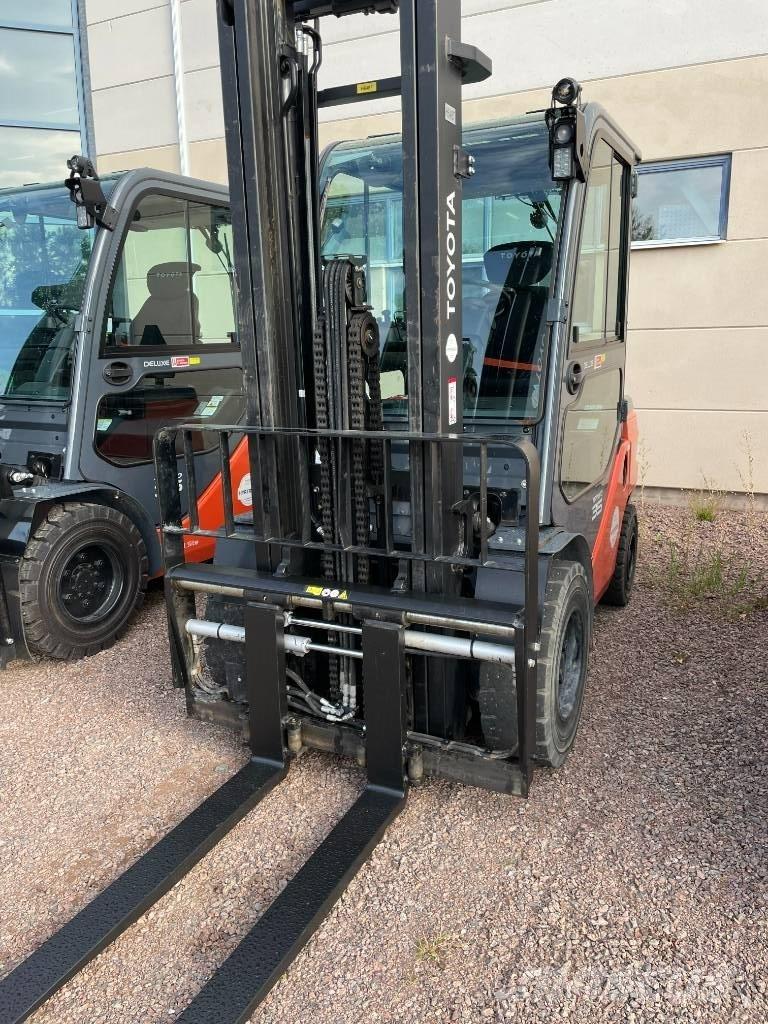 Toyota 52-8FDJF35 Dieselmotviktstruckar