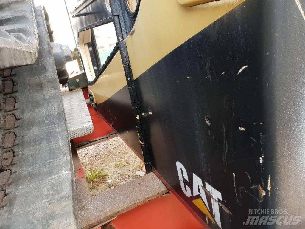 CAT 320B ali 320 Hytter och interiör