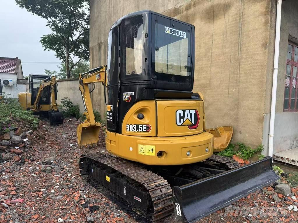 CAT 303.5 E Minigrävare < 7t