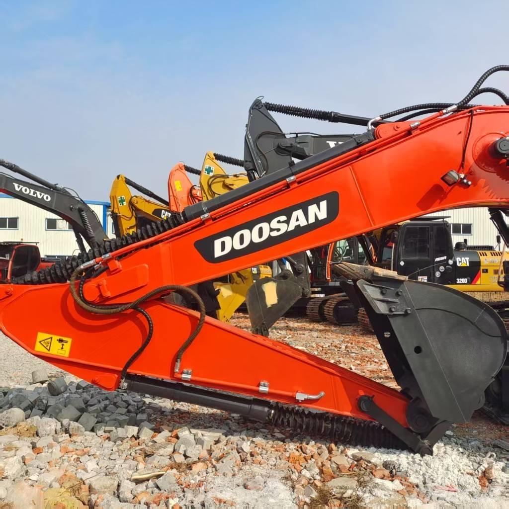 Doosan DX 225 LC Minigrävare < 7t