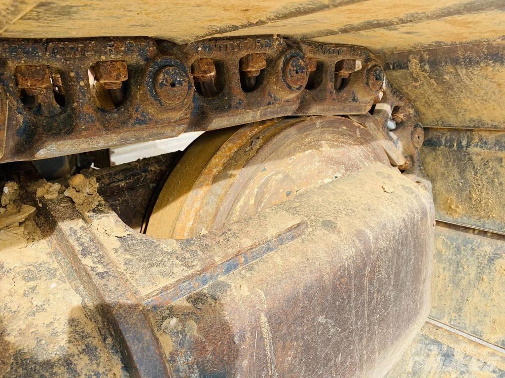 CAT 330-07a Bandgrävare
