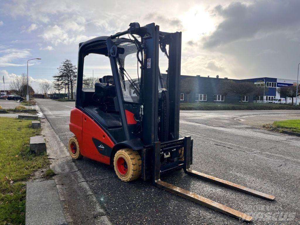 Linde H20T-01 Gasolmotviktstruckar