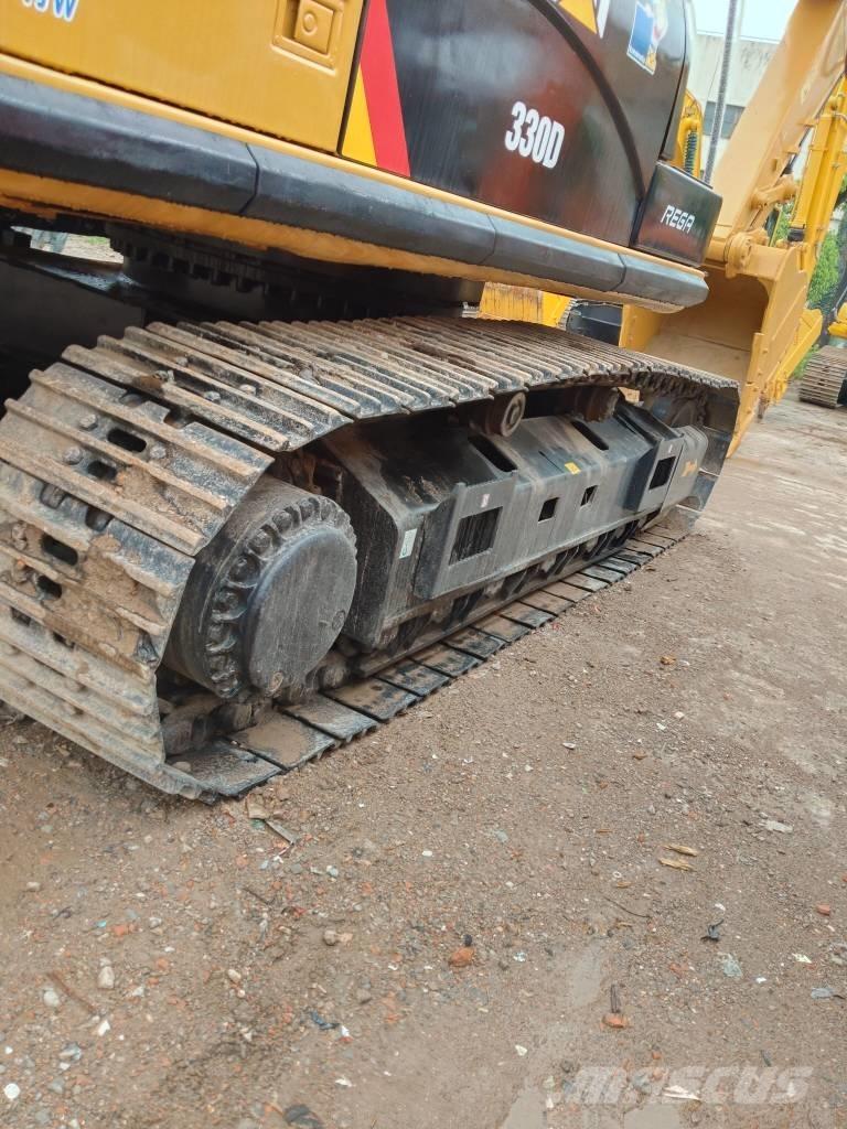 CAT 330 D Bandgrävare