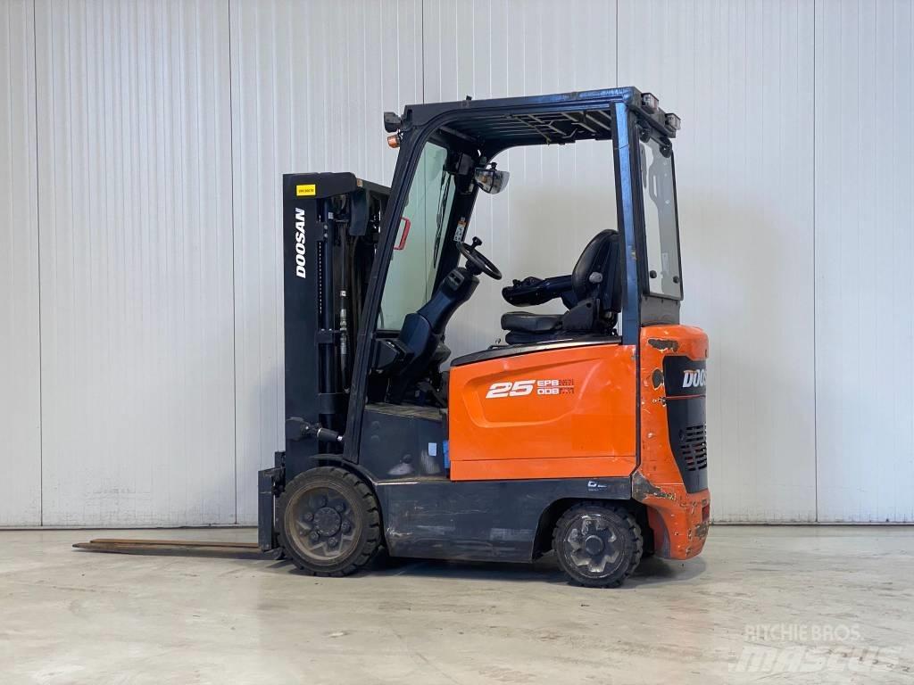 Doosan BC25S-7 Elmotviktstruckar