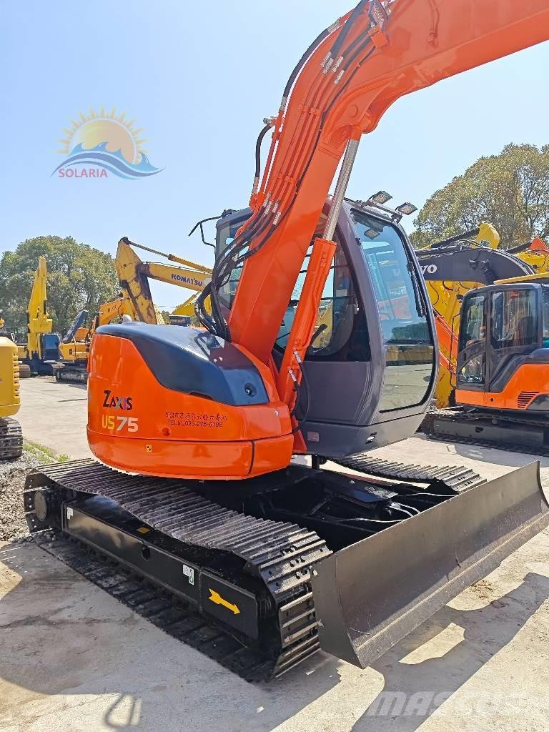 Hitachi ZX 75 Midigrävmaskiner 7t - 12t